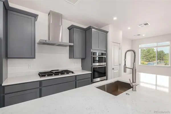 39 Ascent TRL, Englewood, CO 80112