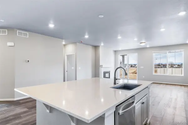 4827 N Sicily CT, Aurora, CO 80019