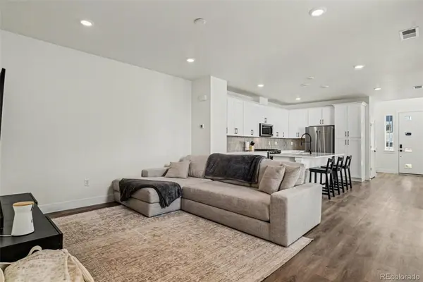 8890 Yellowcress ST, Littleton, CO 80125