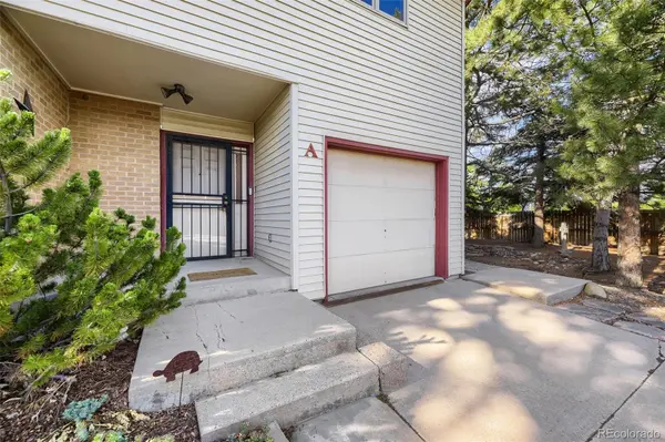 1909 S Kipling ST #A, Lakewood, CO 80227