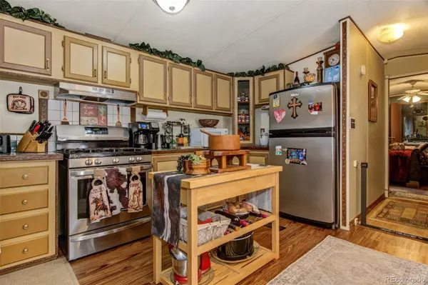 5150 Airport RD, Colorado Springs, CO 80916