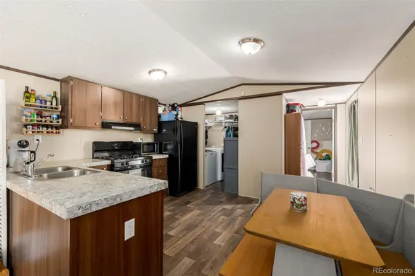 10 9th AVE, Longmont, CO 80501