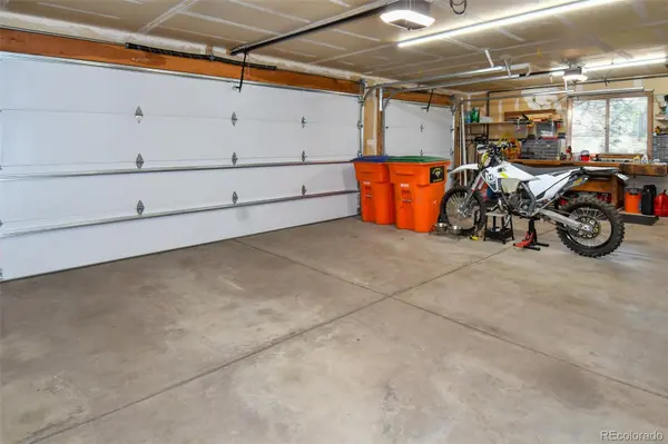 25758 Summergreen LN, Golden, CO 80401
