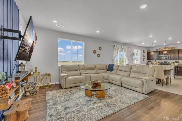 5433 Bauer DR, Longmont, CO 80504