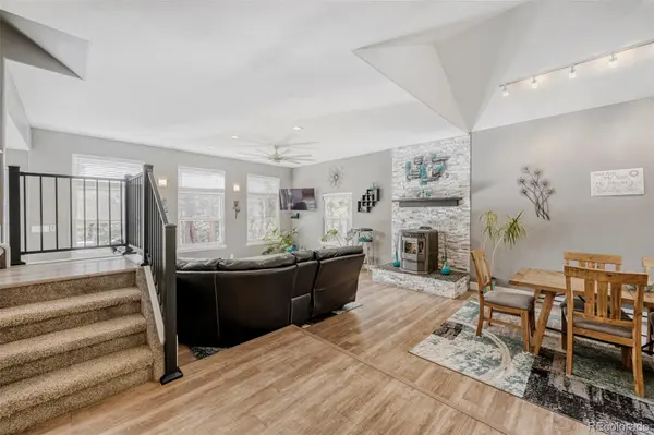 3392 Estates CIR, Larkspur, CO 80118