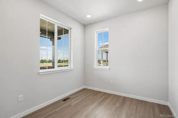 5784 N Indigo Rose ST, Aurora, CO 80019