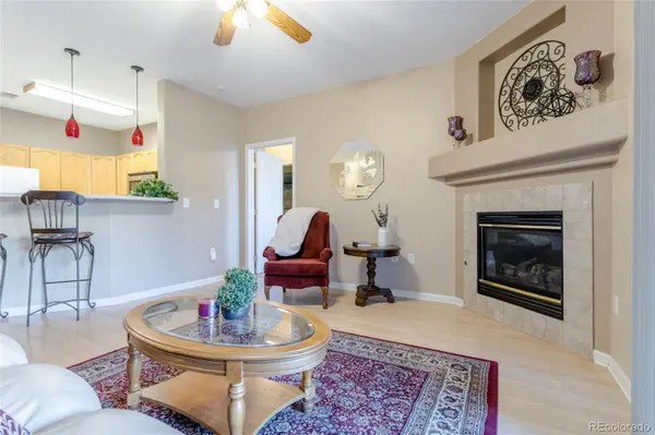 8369 S Independence CIR #105, Littleton, CO 80128