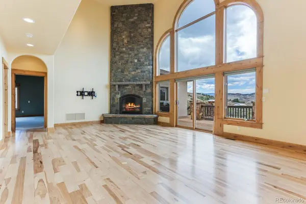 98 Alpine Ranch RD, Gypsum, CO 81637