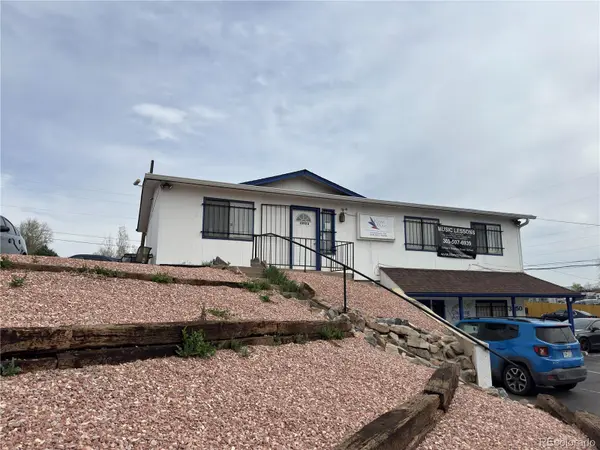 3350 S Knox CT #A, Englewood, CO 80110