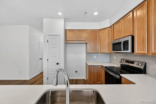 17165 W 91st LN, Arvada, CO 80007