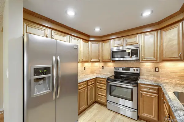 701 N Harlan ST #E27, Lakewood, CO 80214