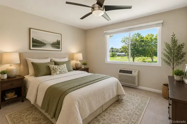 725 S Clinton ST #13B, Denver, CO 80247