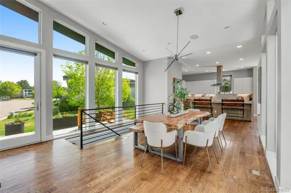 10 Wilder LN, Littleton, CO 80123