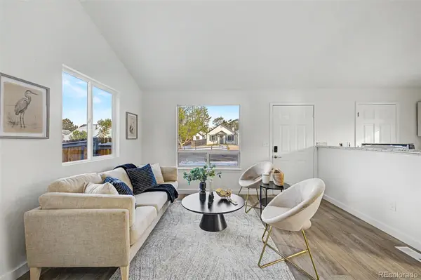 17391 E Layton DR, Aurora, CO 80015