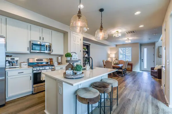 75 S Uriah ST, Aurora, CO 80018