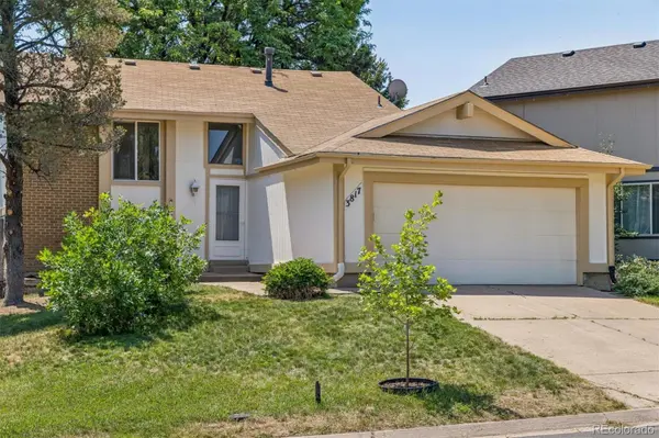 3817 S Ceylon WAY, Aurora, CO 80013