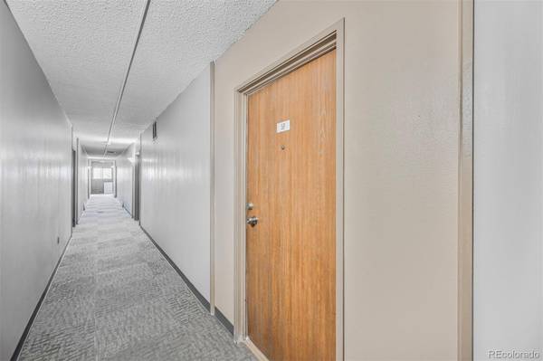 4110 Hale Pkwy #5F, Denver, CO 80220