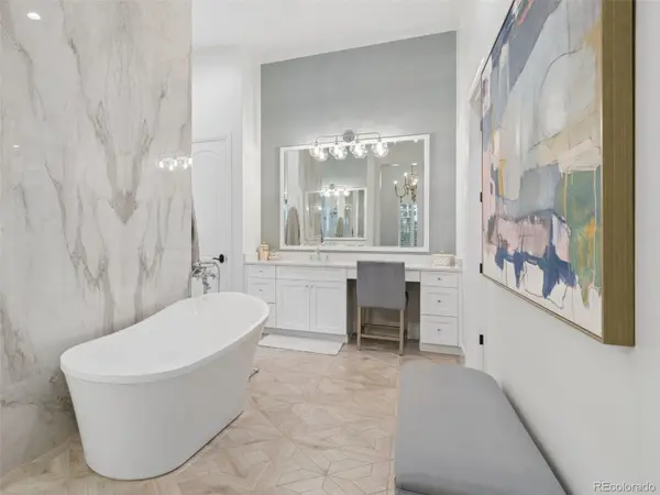 12 Sommerset CIR, Greenwood Village, CO 80111