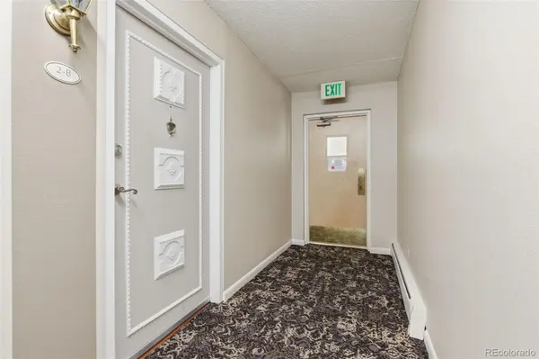 710 S Clinton ST #2B, Denver, CO 80247