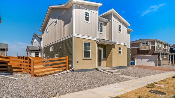 10127 Scranton CT, Commerce City, CO 80022