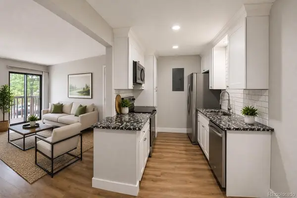 381 S Ames ST #208, Lakewood, CO 80226
