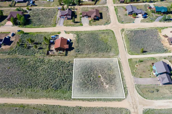 521 E Ridgeway AVE, Hot Sulphur Springs, CO 80451