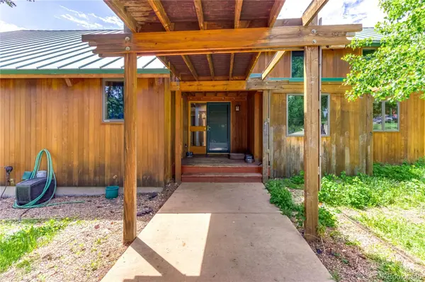 8834 Deiffendeffer RD, Rye, CO 81069