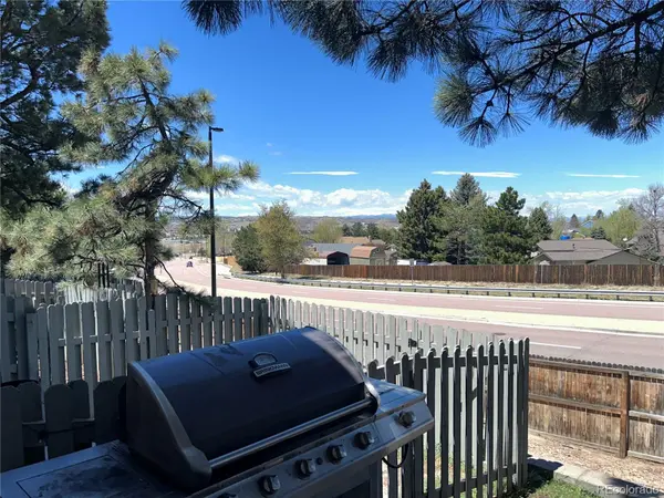 2085 Oakcrest CIR, Castle Rock, CO 80104