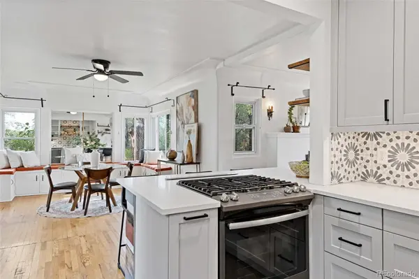 1050 Pikeview ST, Lakewood, CO 80215