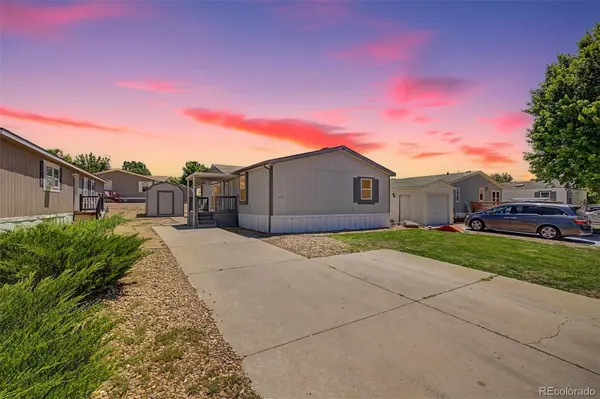 10598 Barron CIR, Longmont, CO 80504