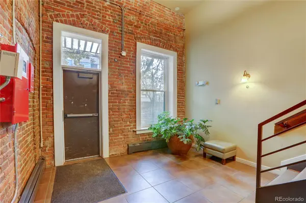 2193 Arapahoe ST #11, Denver, CO 80205