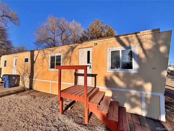 220 Mount View LN, Colorado Springs, CO 80907