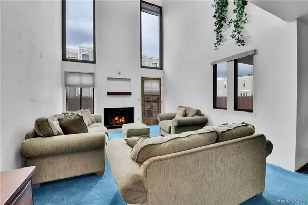 1050 S Monaco Pkwy #114, Denver, CO 80224