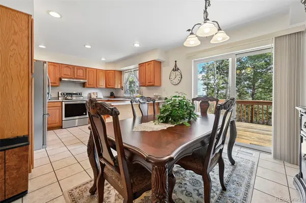 82 Apache Creek, Florissant, CO 80816