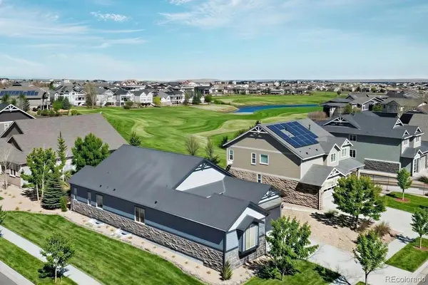 8169 S Blackstone Pkwy, Aurora, CO 80016