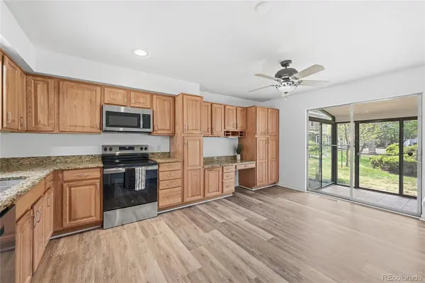 2770 S Heather Gardens WAY, Aurora, CO 80014