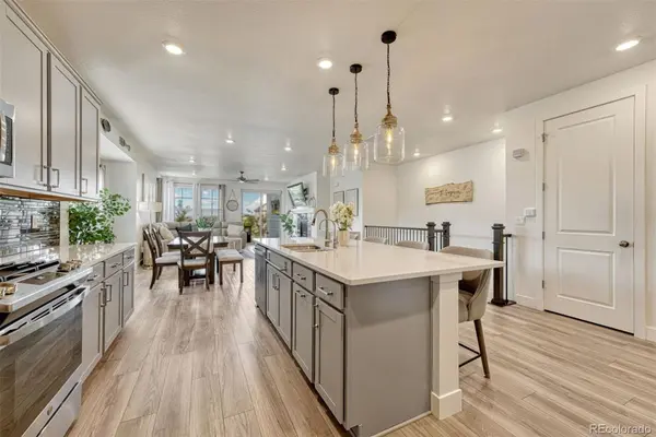 7843 Plateau Creek LN, Littleton, CO 80125