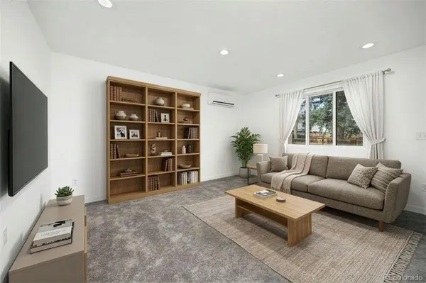 979 Roxwood LN, Boulder, CO 80303