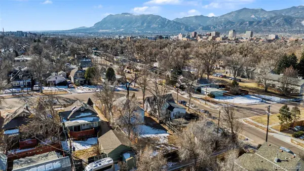 808 E Monument ST, Colorado Springs, CO 80903