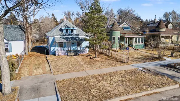 808 E Monument ST, Colorado Springs, CO 80903