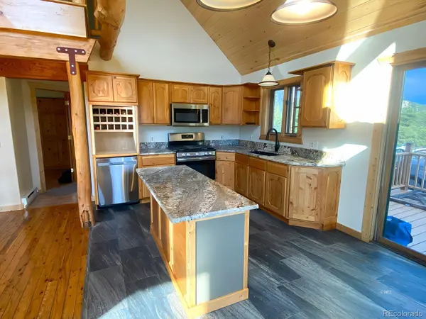 595 Dead Mule LN, Westcliffe, CO 81252