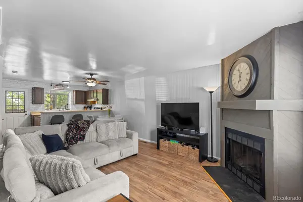 9691 W Chatfield AVE #C, Littleton, CO 80128