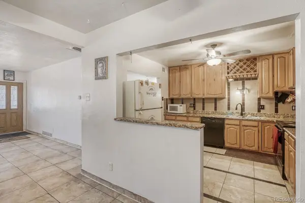 771 Troy ST, Aurora, CO 80011