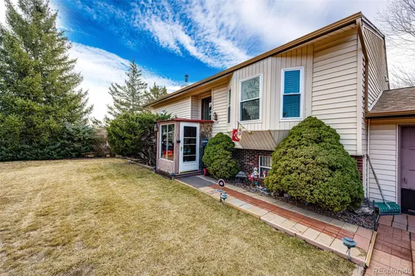 7740 W Meadow DR, Littleton, CO 80128