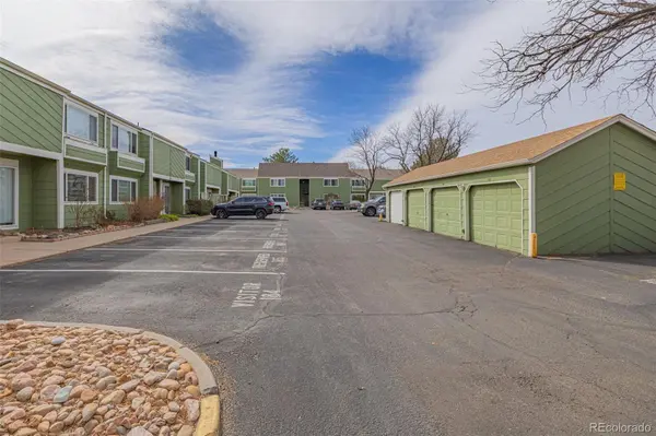 12182 E Kepner PL, Aurora, CO 80012