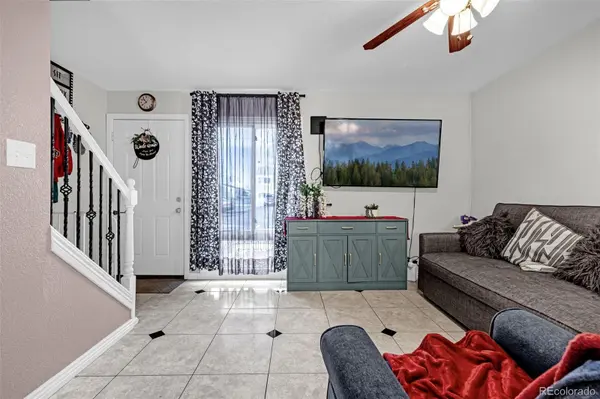 12182 E Kepner PL, Aurora, CO 80012