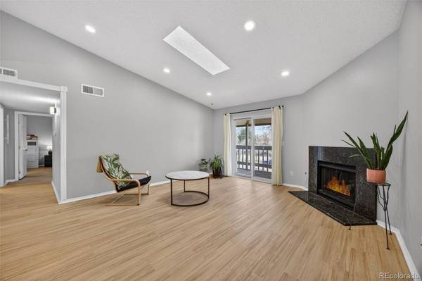 8225 Fairmount DR #203, Denver, CO 80247