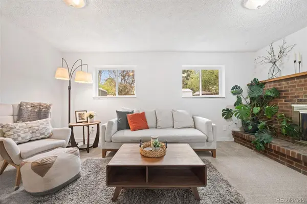 8821 W Stanford AVE, Littleton, CO 80123