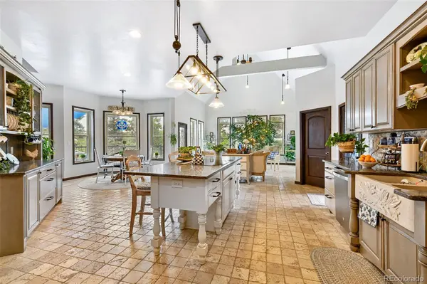 549 Mohawk HTS, Florissant, CO 80816