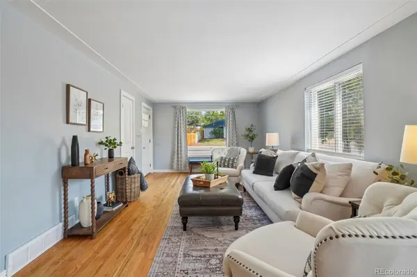 5530 Holland DR, Arvada, CO 80002
